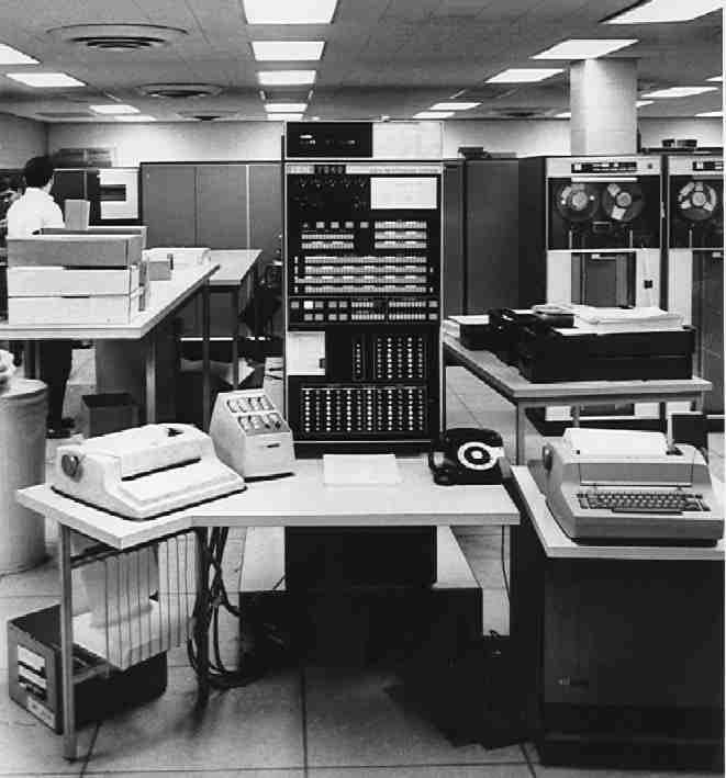 Picture of IBM 7044