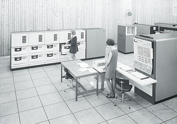 Picture of an IBM System/360 Model 67